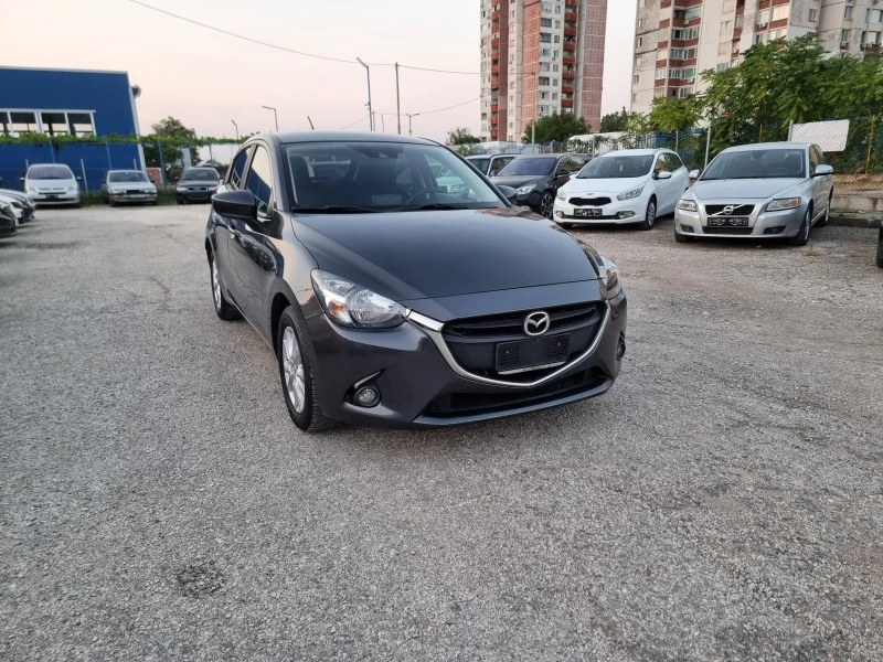 Mazda 2 1.5SKAYACTIV, снимка 9 - Автомобили и джипове - 41941546