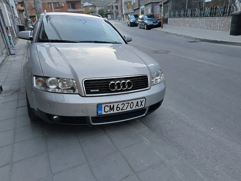 Audi A4 1.8T, снимка 1 - Автомобили и джипове - 48044452