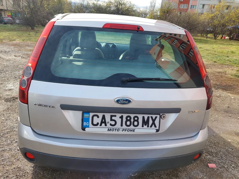 Ford Fiesta, снимка 3 - Автомобили и джипове - 48064745