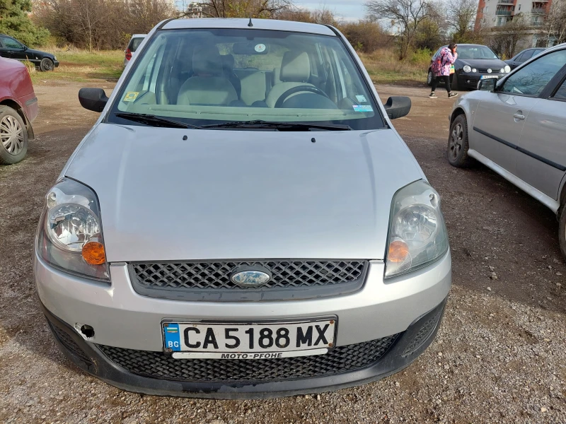 Ford Fiesta, снимка 1 - Автомобили и джипове - 48064745