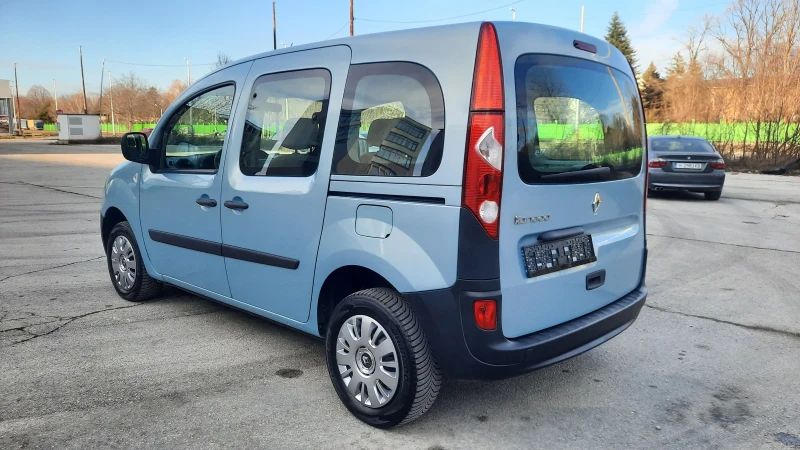 Renault Kangoo 1.6i, снимка 7 - Автомобили и джипове - 48819939