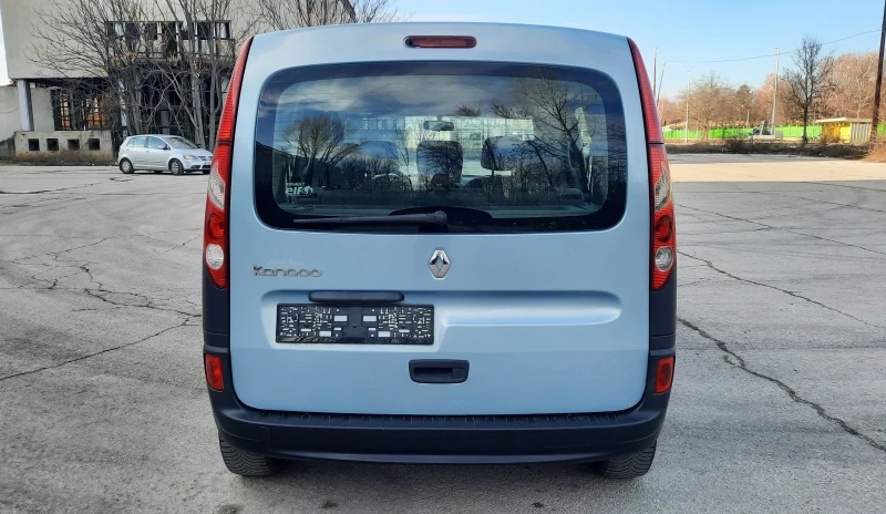 Renault Kangoo 1.6i, снимка 6 - Автомобили и джипове - 48819939