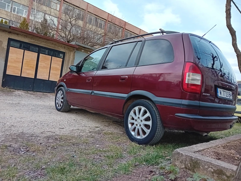 Opel Zafira 1.8 газ инжекцион , снимка 3 - Автомобили и джипове - 49470542