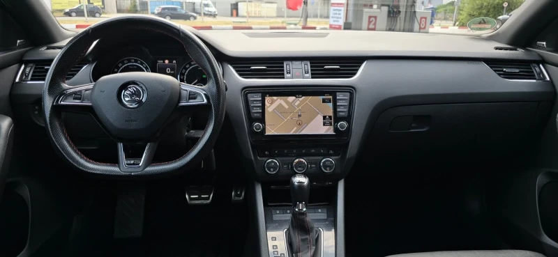 Skoda Octavia VRS-АВТОМАТ-НАВИ-КОЖА, снимка 10 - Автомобили и джипове - 51351711