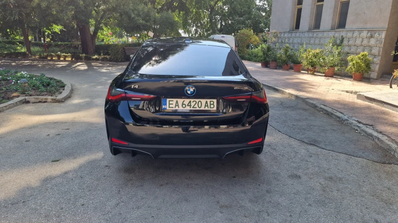 BMW i4 eDrive35 Gran Coupe, снимка 3 - Автомобили и джипове - 52396872