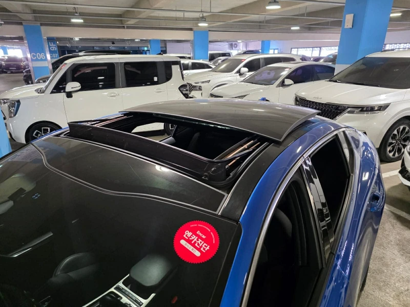 Kia Stinger 2.0T 2WD , снимка 8 - Автомобили и джипове - 52500372