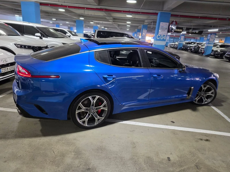 Kia Stinger 2.0T 2WD , снимка 2 - Автомобили и джипове - 52500372
