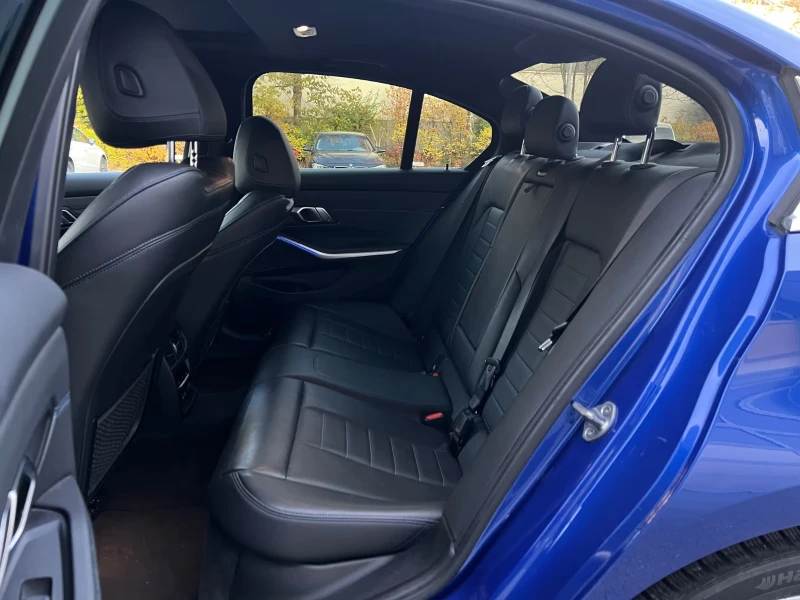 BMW 330 d/265HP/M-SPORT/LASER/PANO/INDIVIDUAL/CAM/DIG/838v, снимка 12 - Автомобили и джипове - 52654146