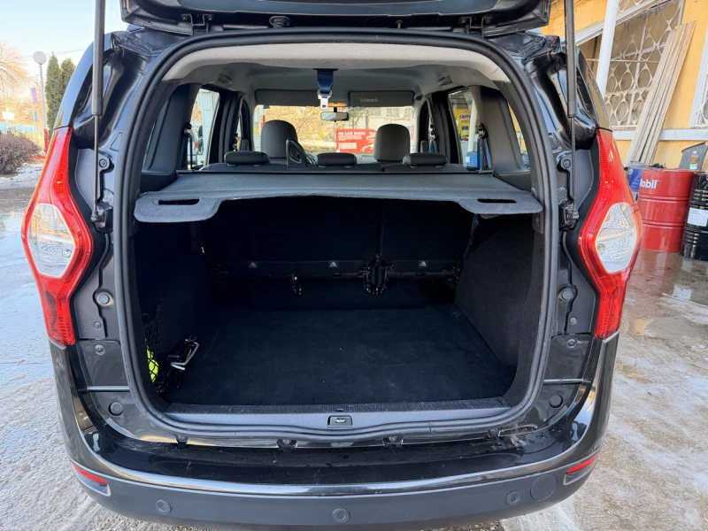 Dacia Lodgy 1.5dci, снимка 11 - Автомобили и джипове - 52919523