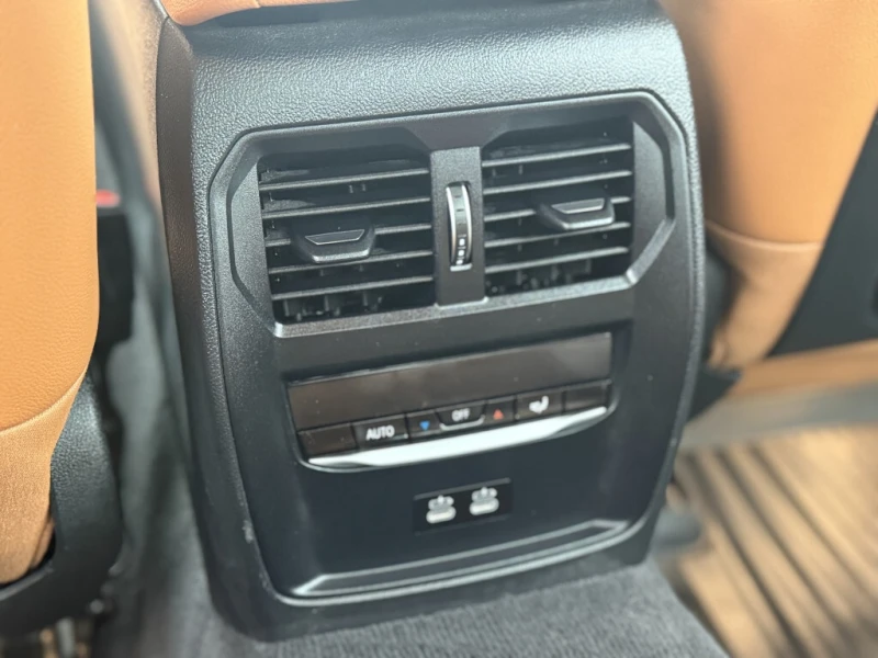 BMW 330 * xDrive 4dr AWD PLUG IN HYBRID * CARFAX * ЦЕНА ДО, снимка 13 - Автомобили и джипове - 53000771