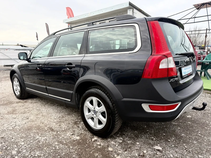 Volvo Xc70 2.4D5. AWD. 215к.с Швейцария, снимка 10 - Автомобили и джипове - 53446041