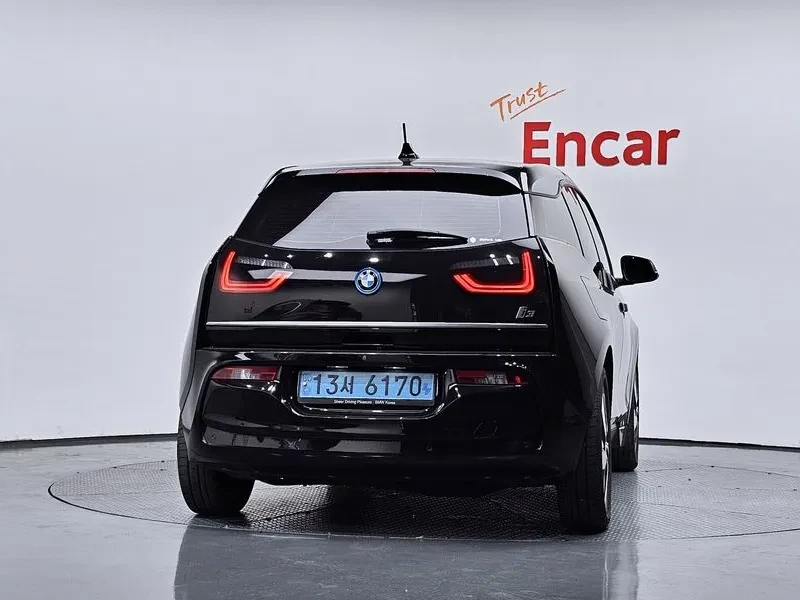 BMW i3 Lux, снимка 4 - Автомобили и джипове - 56656832