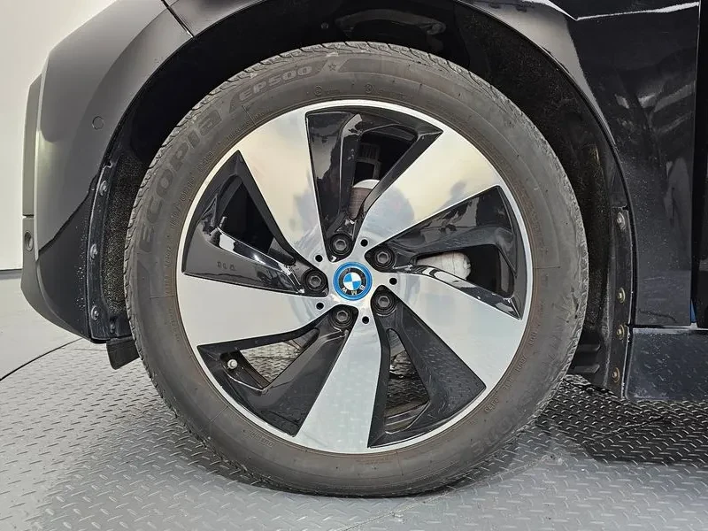 BMW i3 Lux, снимка 5 - Автомобили и джипове - 56656832