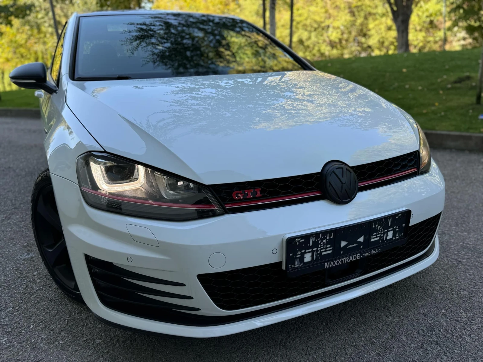 VW Golf GTI / 2.0TFSI / АВТОМАТИК - [1] 