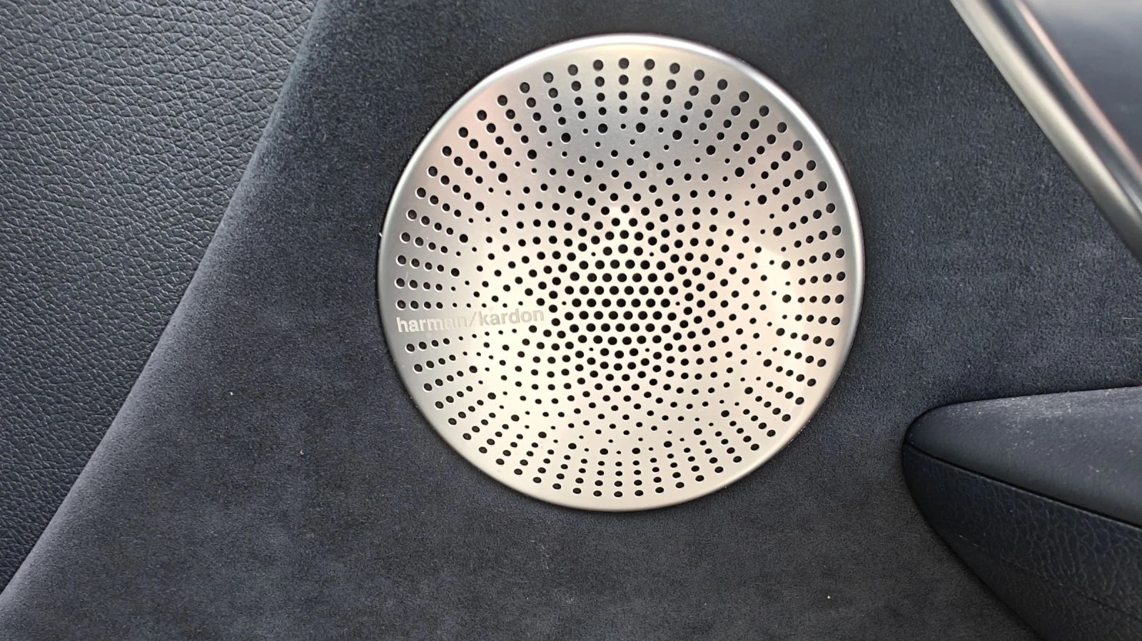 Kia Stinger GT 3.3 AWD  | Mobile.bg   14