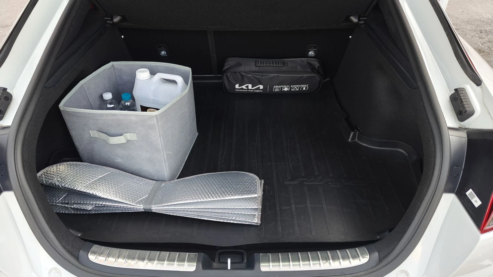 Kia Stinger GT 3.3 AWD  | Mobile.bg   11