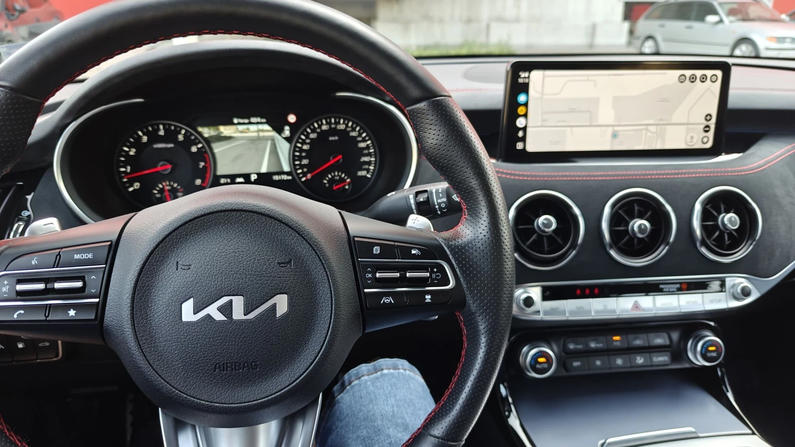 Kia Stinger GT 3.3 AWD  | Mobile.bg   15