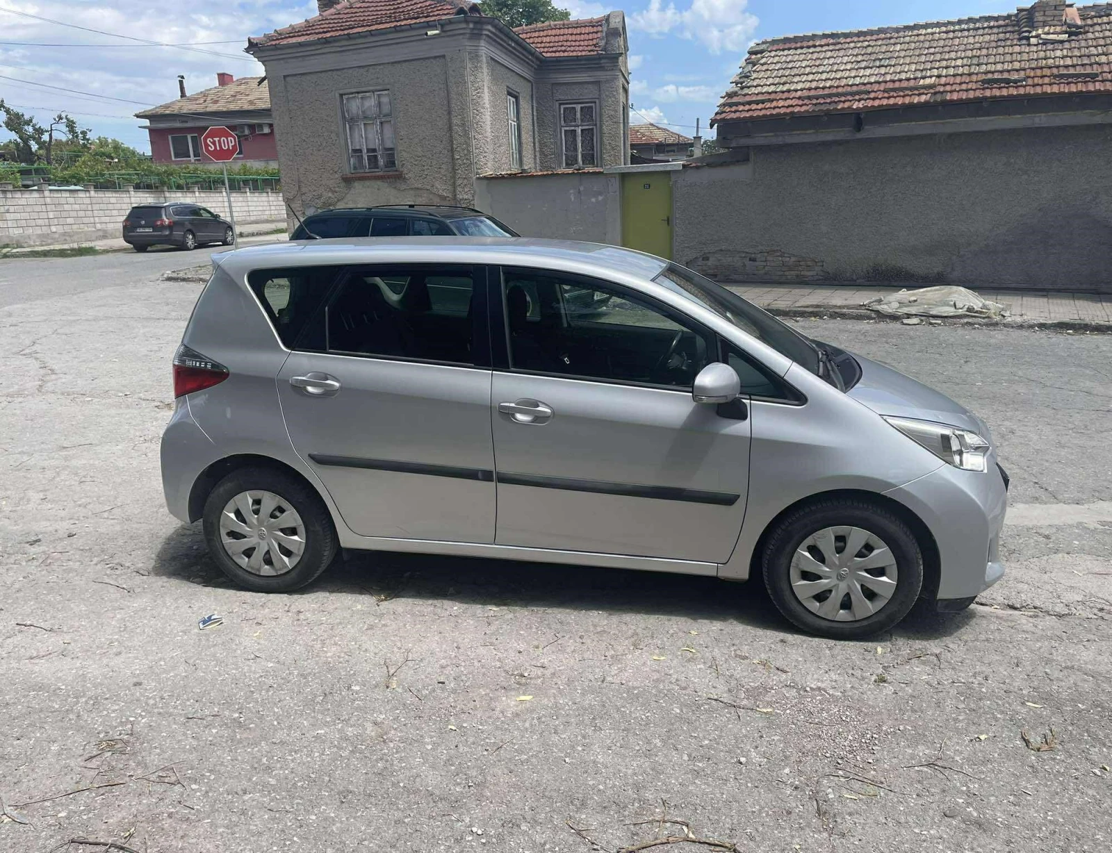Toyota Verso S  - изображение 7