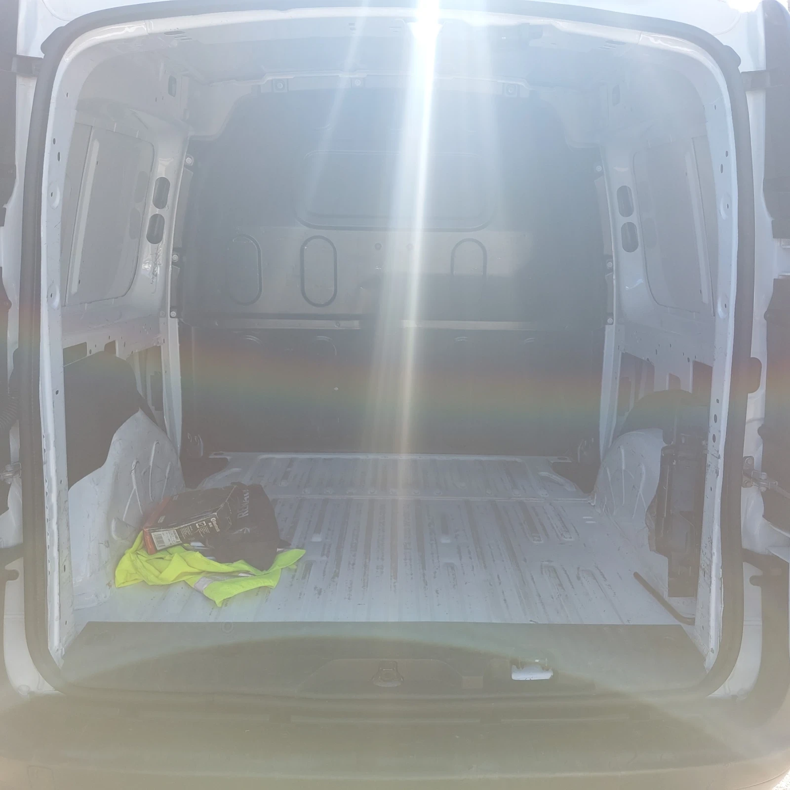 Renault Kangoo 1.5 DCI EURO 5A - изображение 8