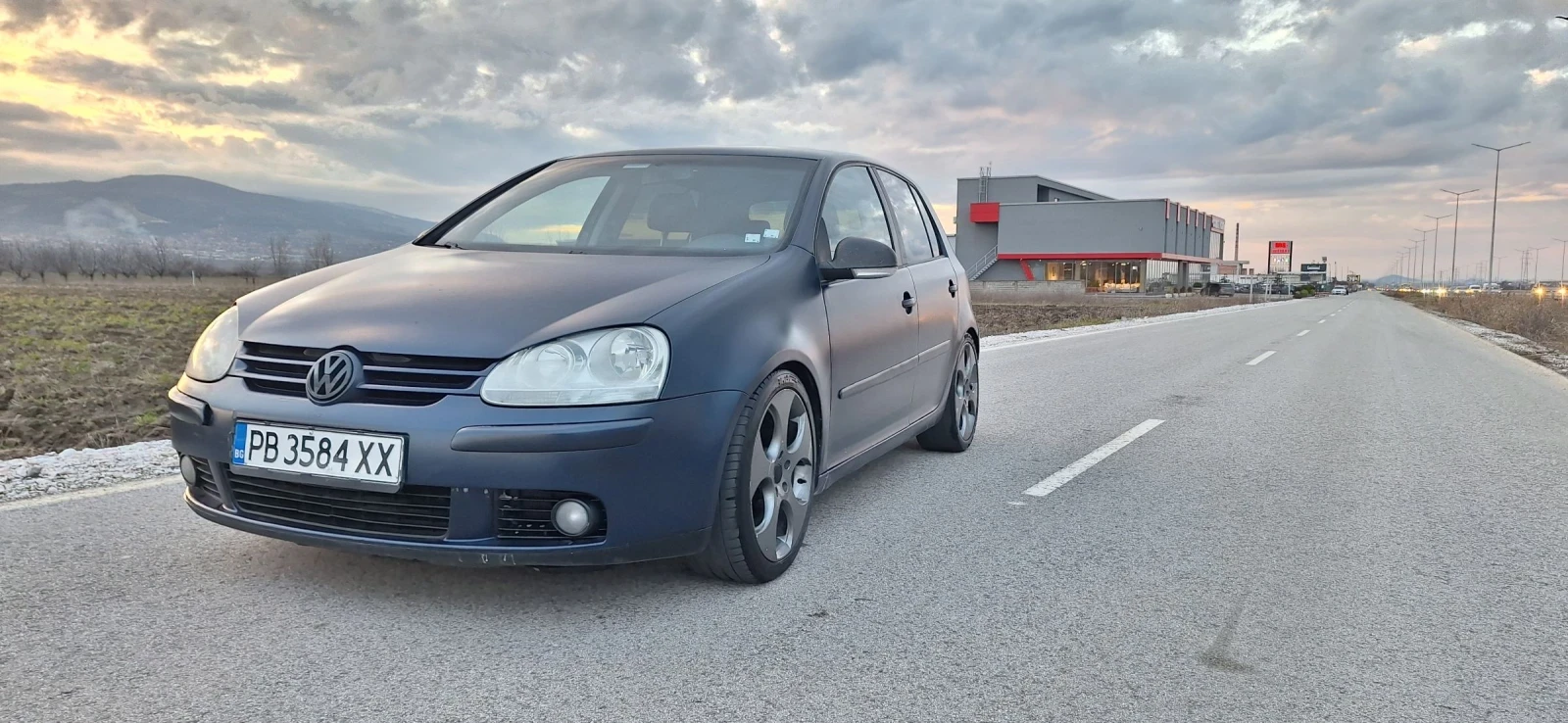 VW Golf 5 1.9TDI 105 кс - изображение 2