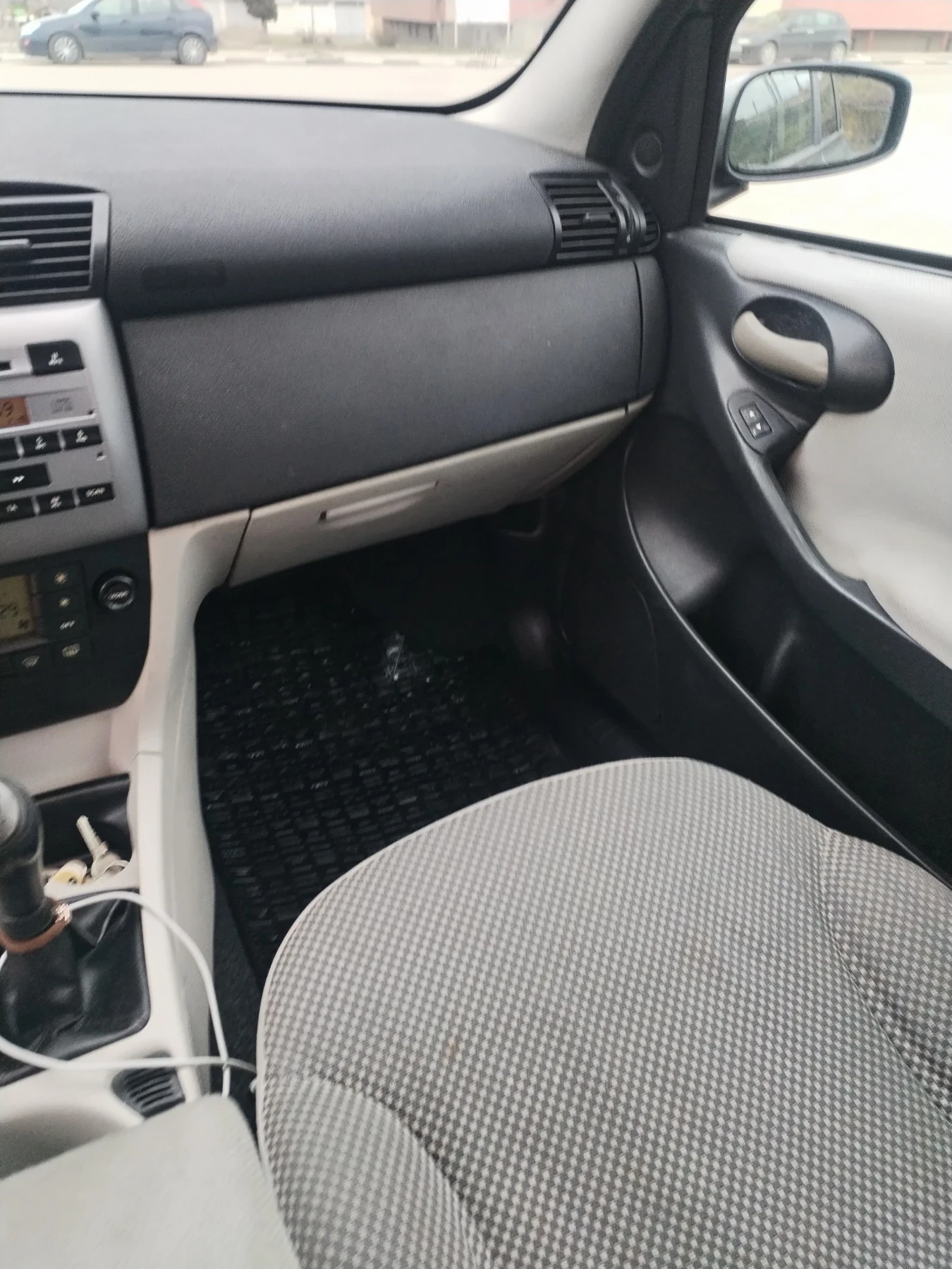 Fiat Stilo, снимка 8 - Автомобили и джипове - 53759234