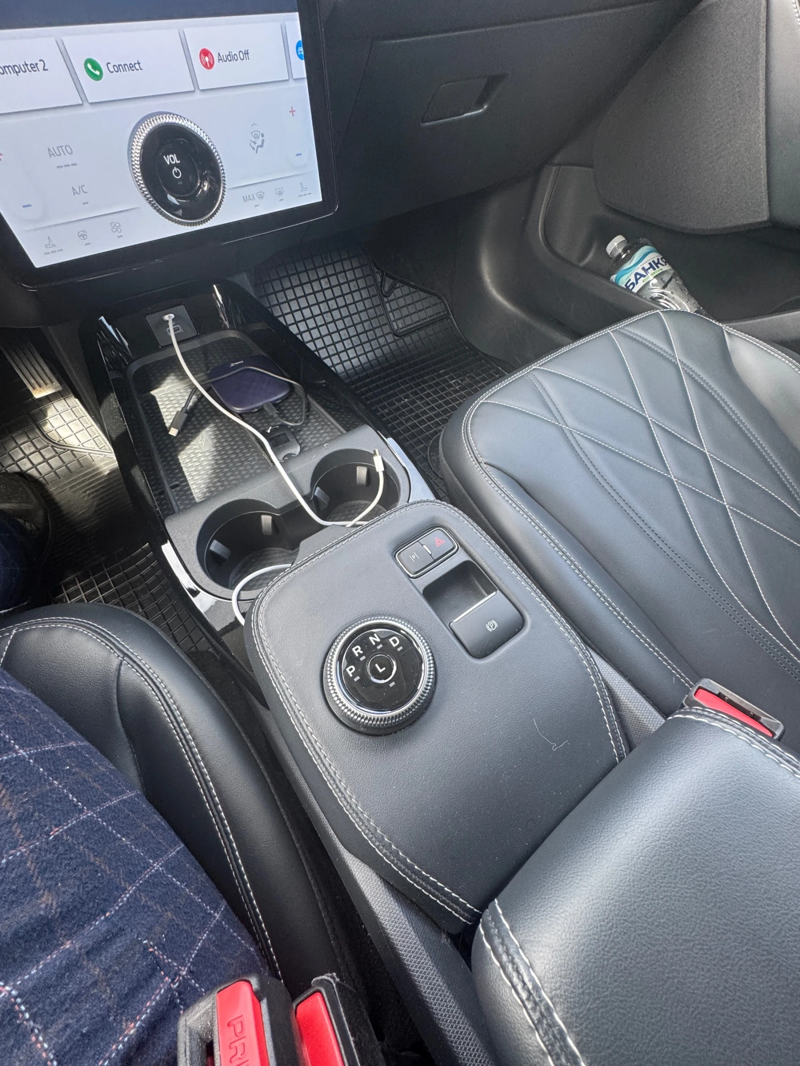 Ford Mustang Mach-E 76kwh 93.5% SOH RWD , снимка 9 - Автомобили и джипове - 53830081