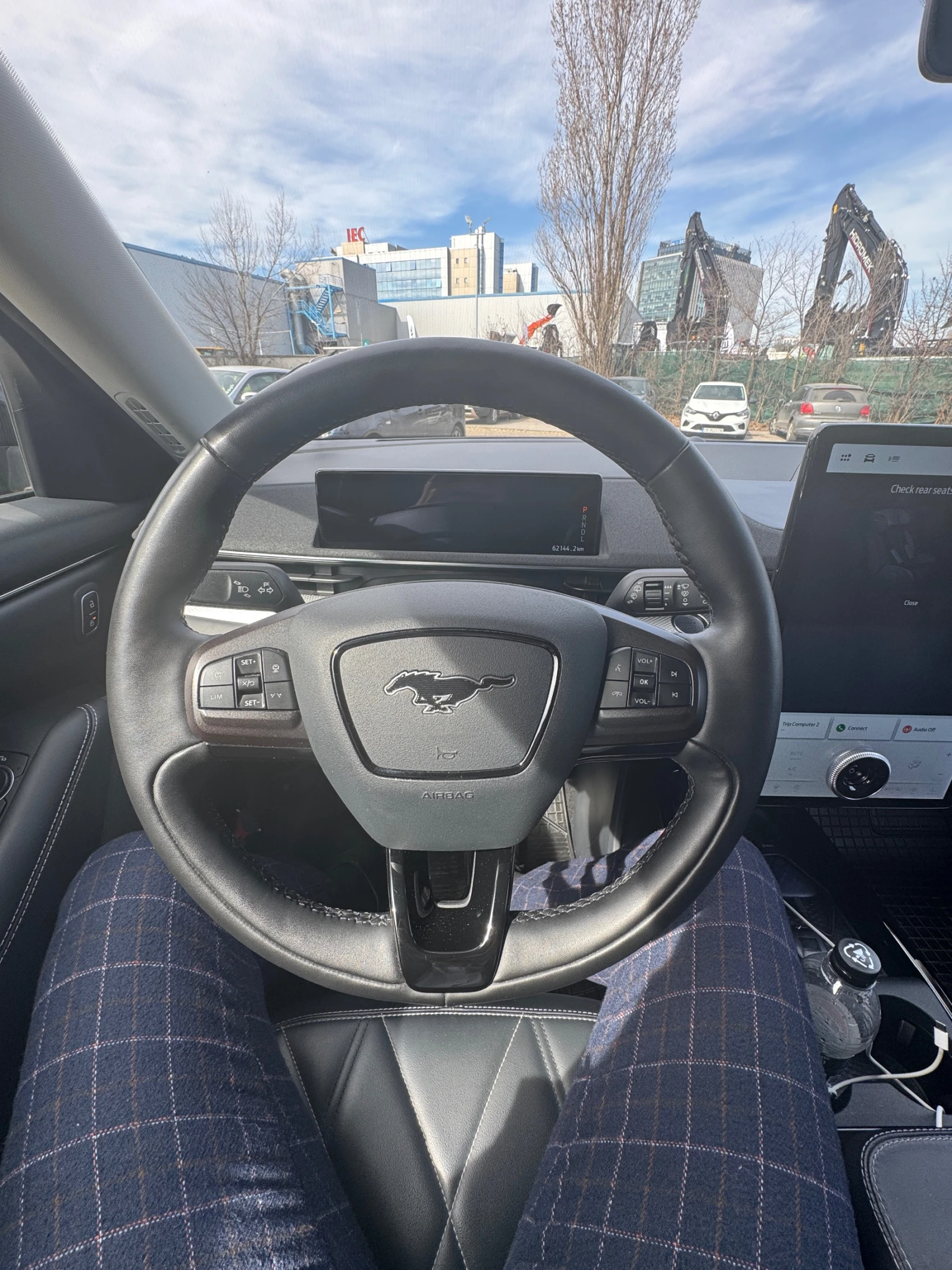 Ford Mustang Mach-E 76kwh 93.5% SOH RWD , снимка 3 - Автомобили и джипове - 53830081