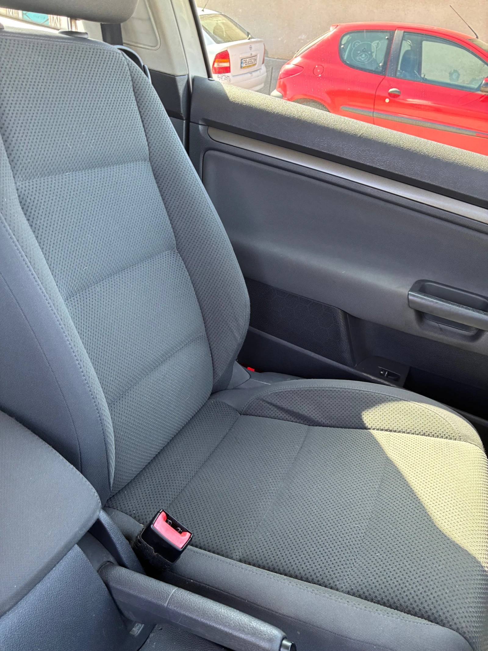 VW Golf, снимка 12 - Автомобили и джипове - 53844847