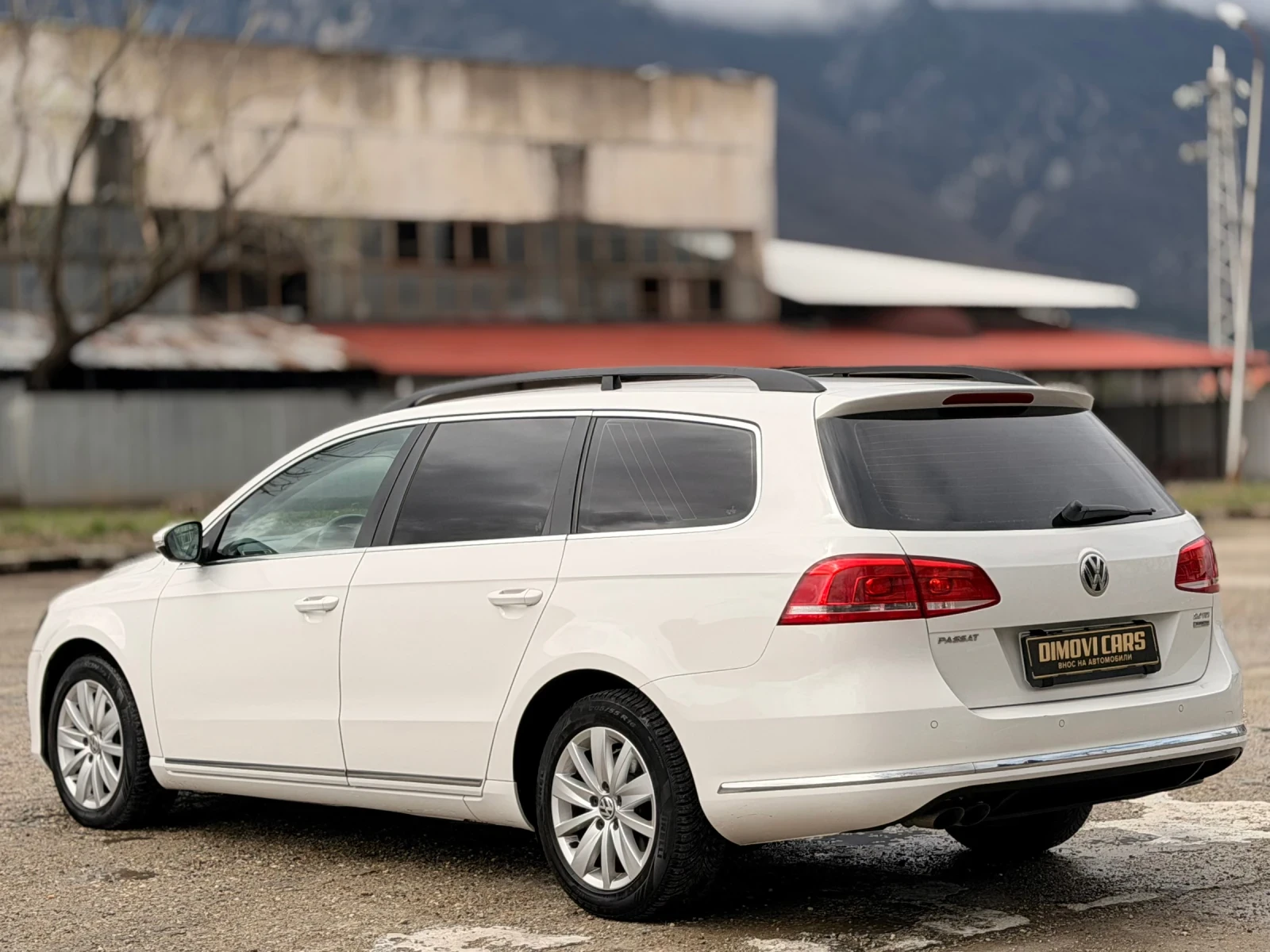 VW Passat 2.0TDI/НАВИГАЦИЯ/ИТАЛИЯ, снимка 3 - Автомобили и джипове - 54005811
