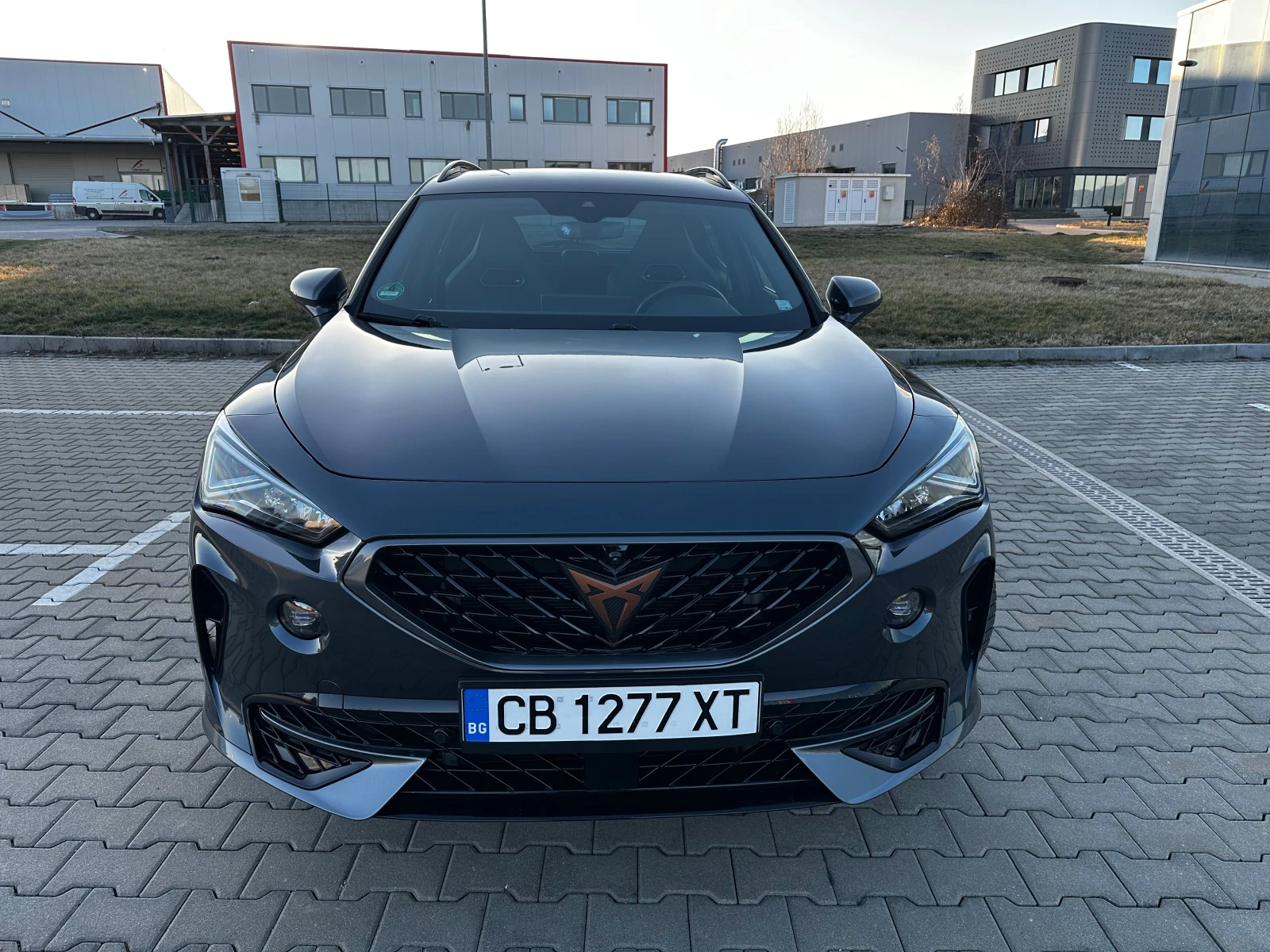 Cupra Formentor VZ 1.4 e-Hybrid 245 к.с. /DSG/360CAM/ВСИЧКИ ЕКСТРИ, снимка 3 - Автомобили и джипове - 54015338