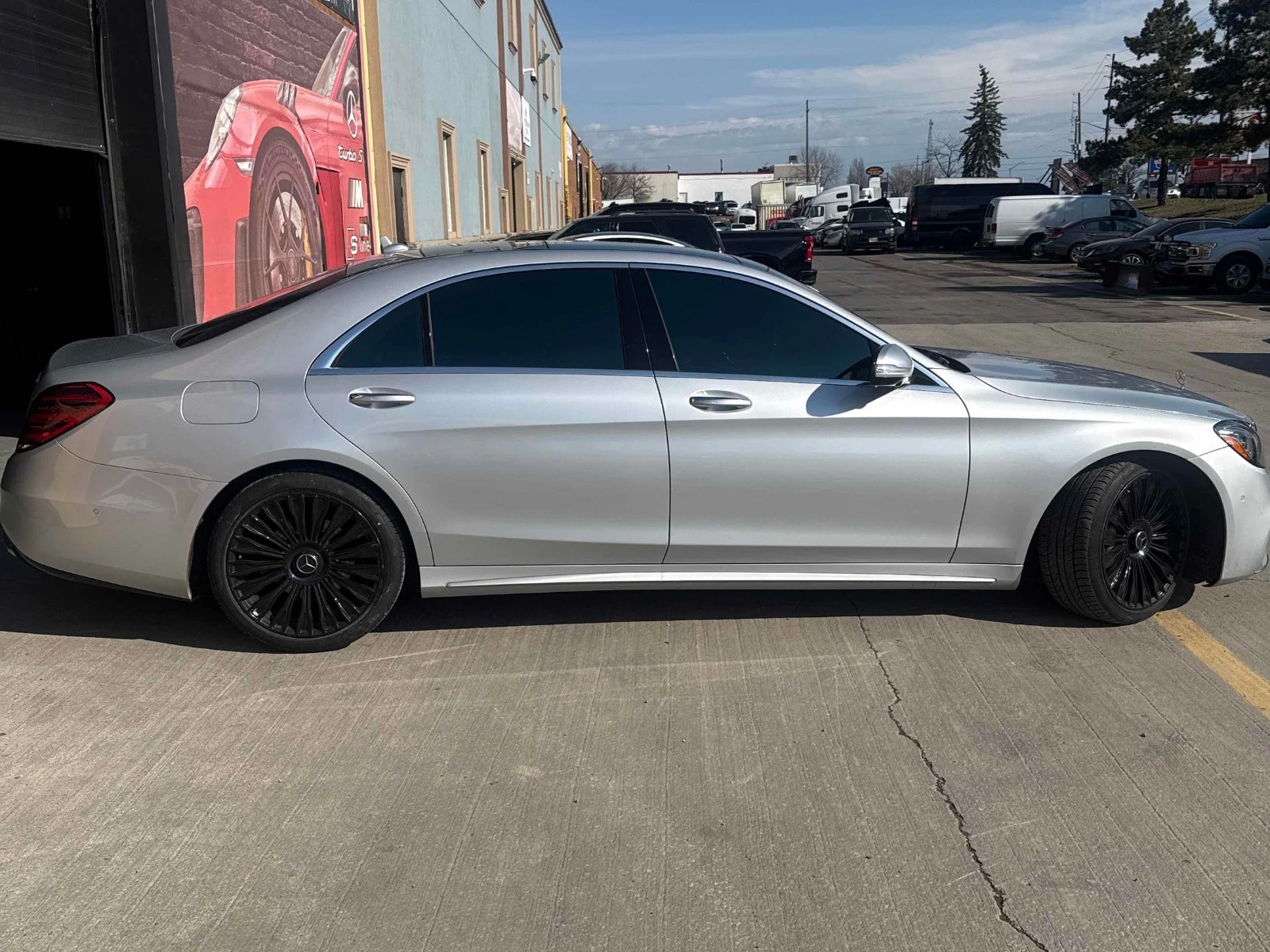 Mercedes-Benz S 560 РЕГИСТРАЦИЯ & ОБСЛУЖВАНЕ, снимка 4 - Автомобили и джипове - 54156497