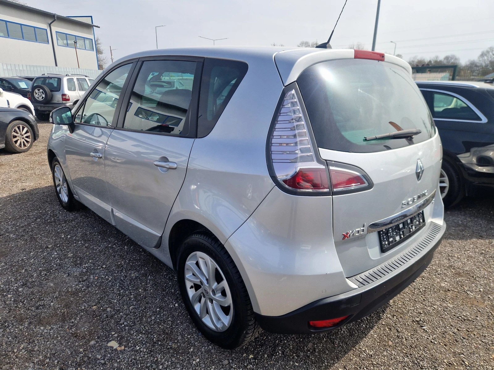 Renault Scenic 1.5DCI 110HP.LIMITED ITALIA, снимка 4 - Автомобили и джипове - 54244553