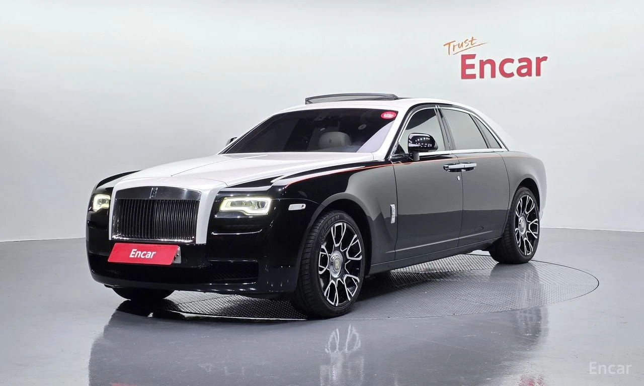 Rolls-Royce Ghost V12* 6.6* CUSTOM* 360 КАМЕРИ* ОБДУХВАНЕ* 2TONE