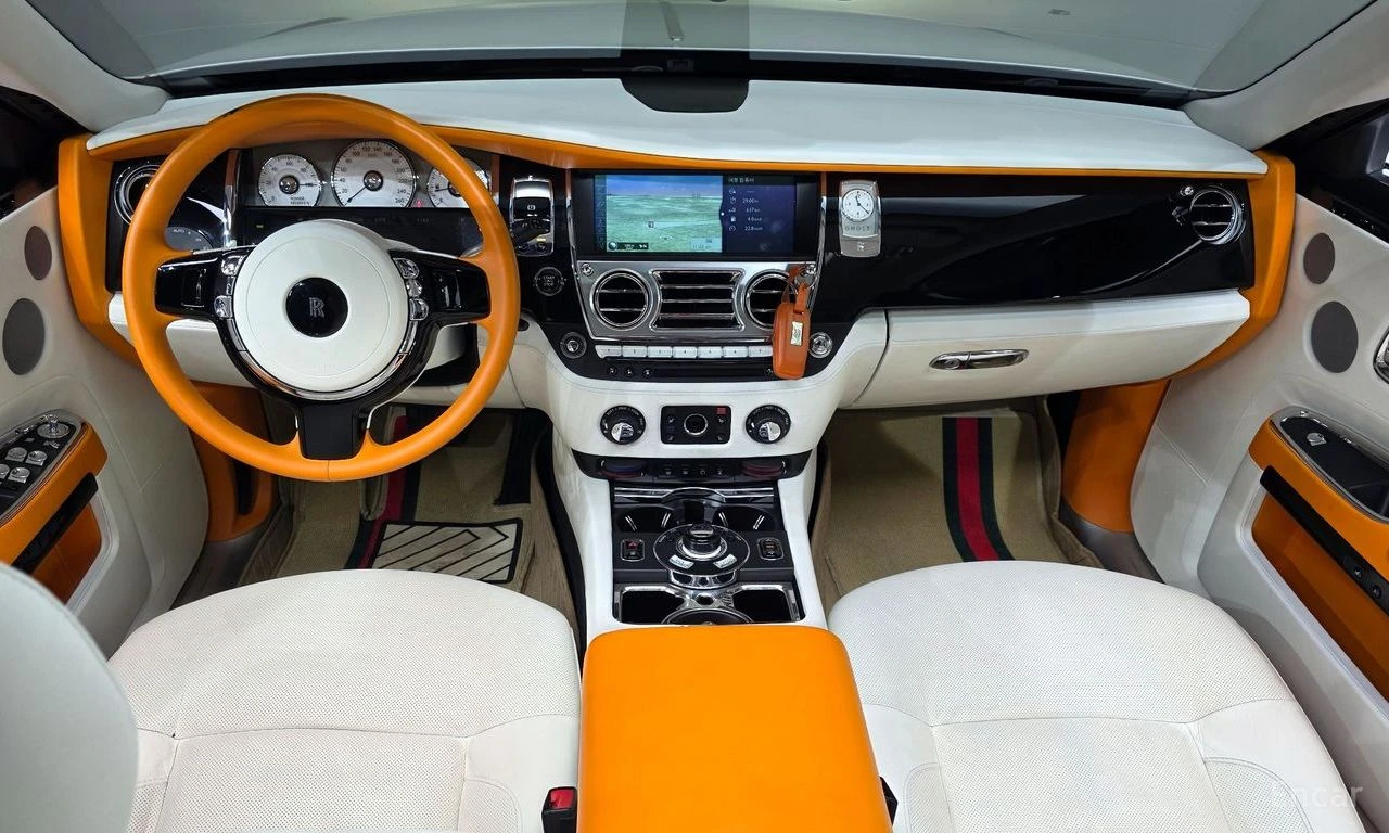 Rolls-Royce Ghost V12* 6.6* CUSTOM* 360 КАМЕРИ* ОБДУХВАНЕ* 2TONE, снимка 7 - Автомобили и джипове - 54623393