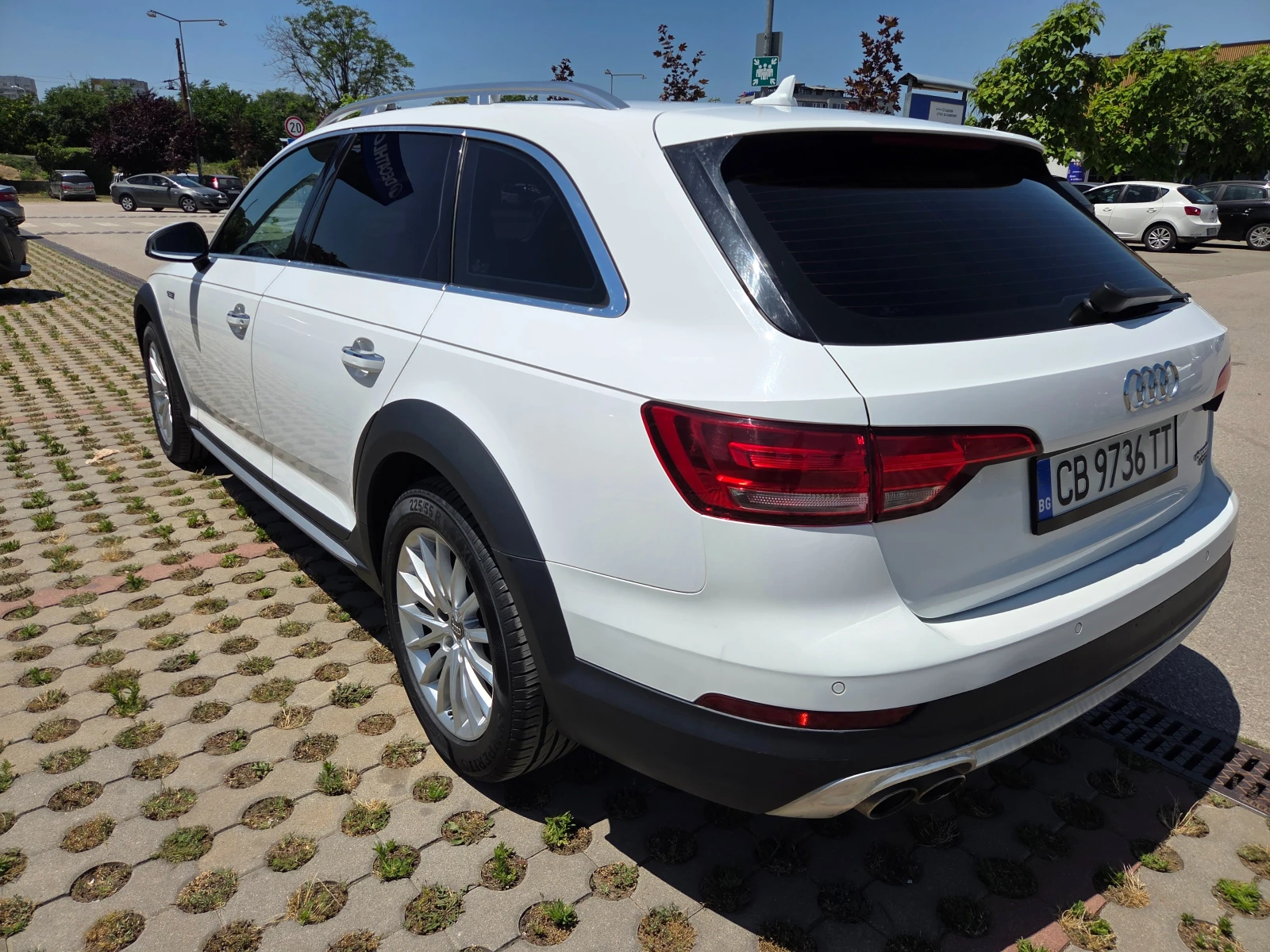 Audi A4 Allroad 3.0TDI QUATTRO, снимка 3 - Автомобили и джипове - 55087795