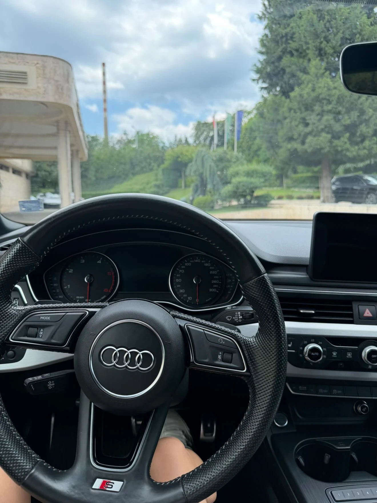 Audi A4, снимка 14 - Автомобили и джипове - 55140971