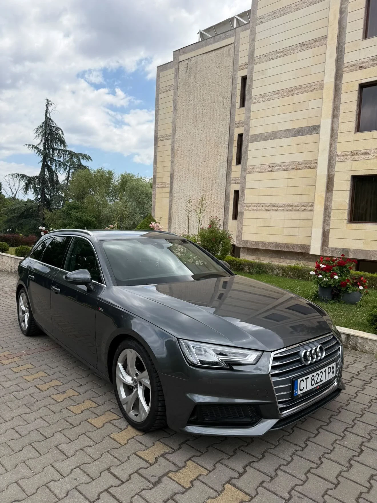 Audi A4