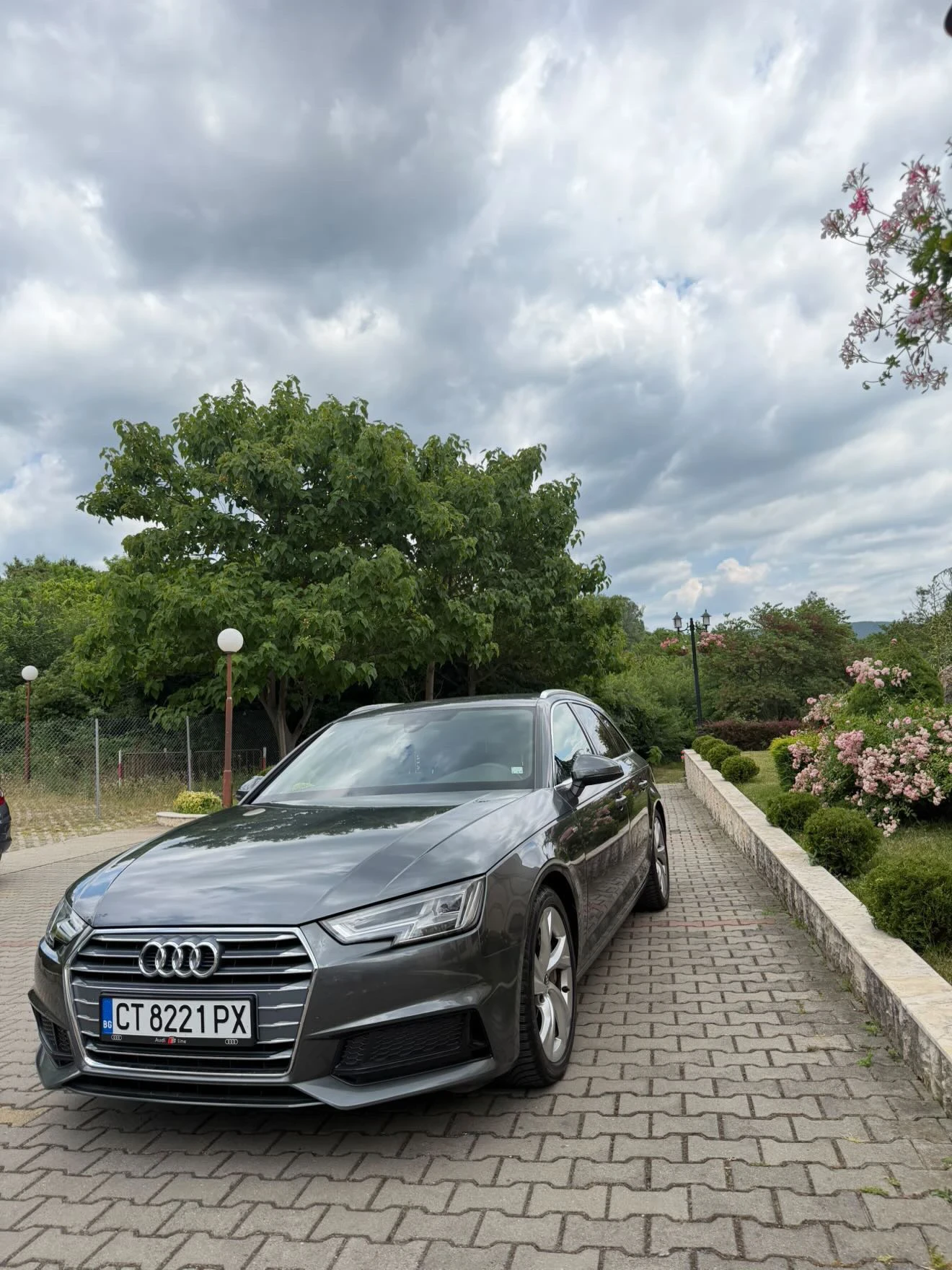 Audi A4, снимка 5 - Автомобили и джипове - 55140971
