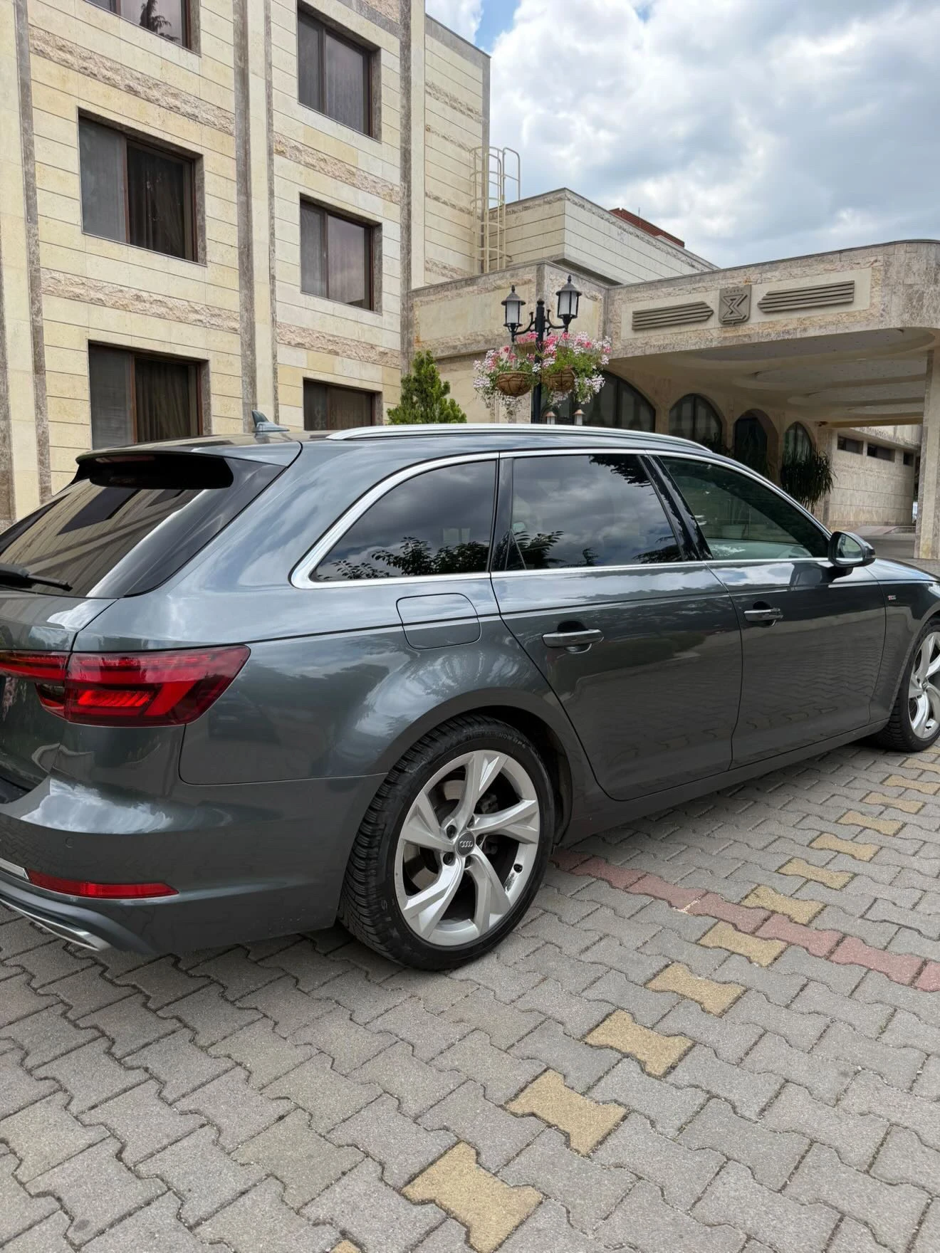Audi A4, снимка 4 - Автомобили и джипове - 55140971