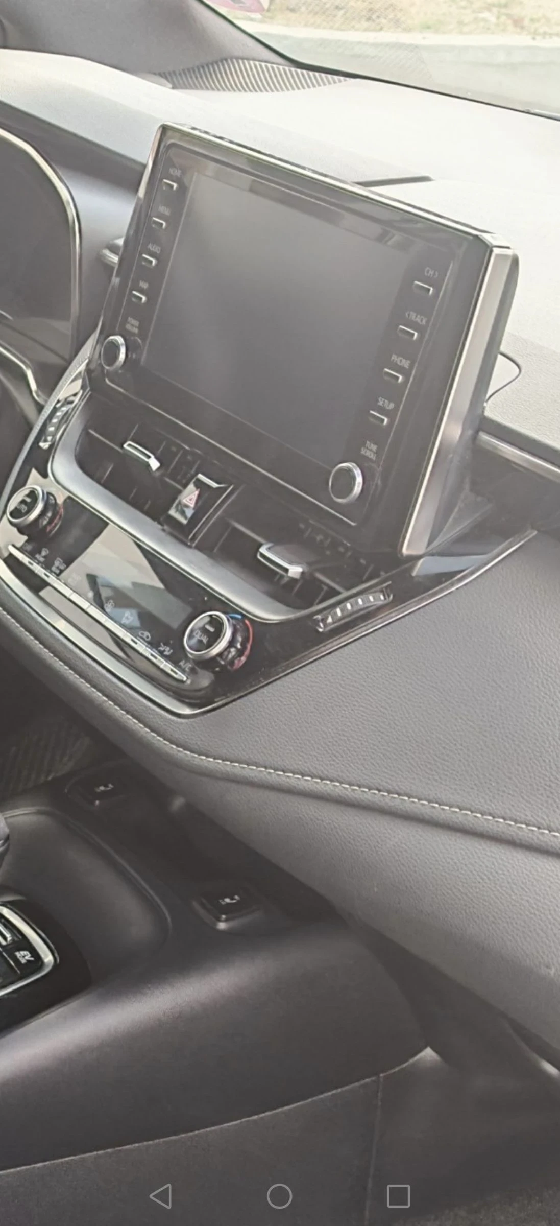Toyota Corolla 2.0 HIBRID , снимка 9 - Автомобили и джипове - 55229700