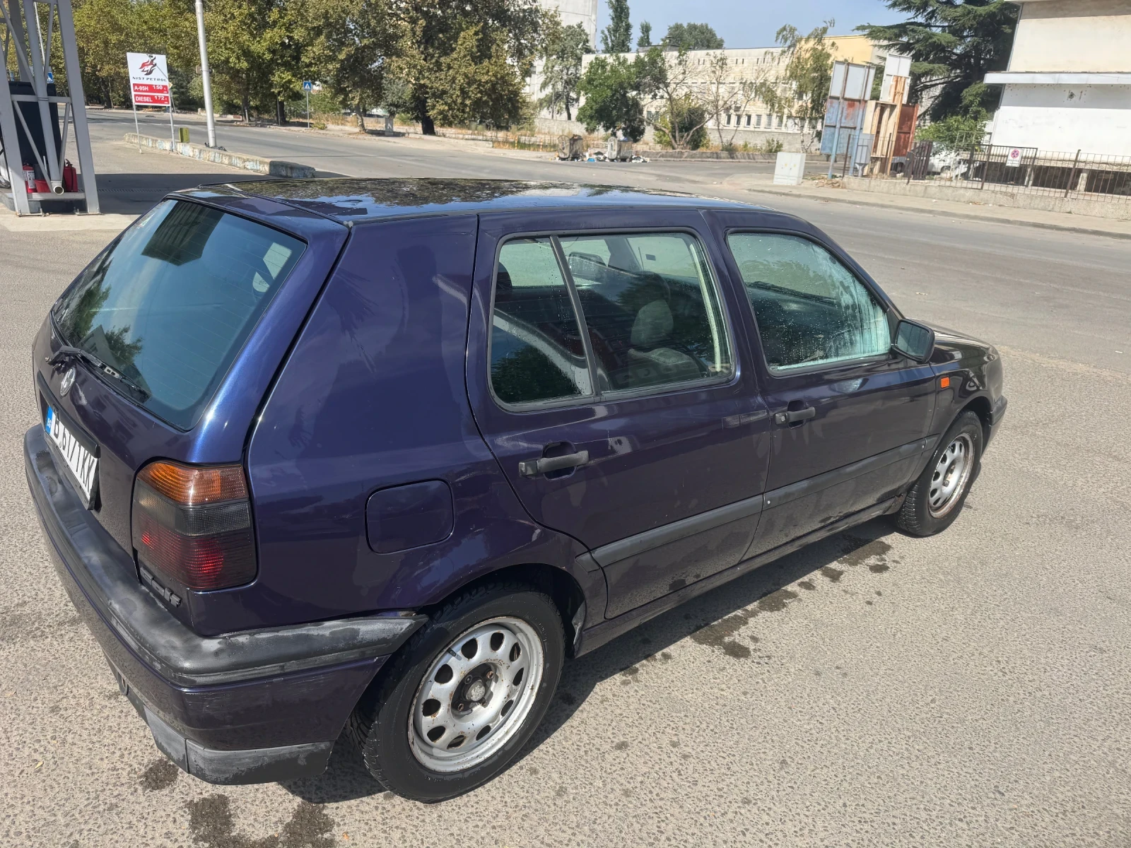 VW Golf 1.6 ГАЗ/Бензин, снимка 4 - Автомобили и джипове - 55876288
