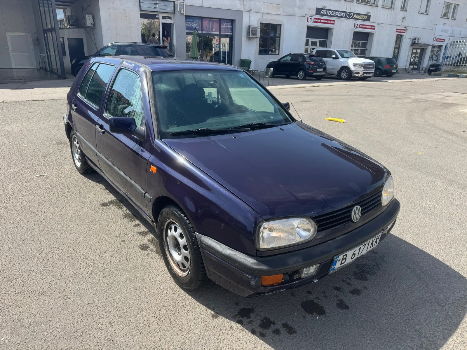 VW Golf 1.6 ГАЗ/Бензин, снимка 7 - Автомобили и джипове - 55876288