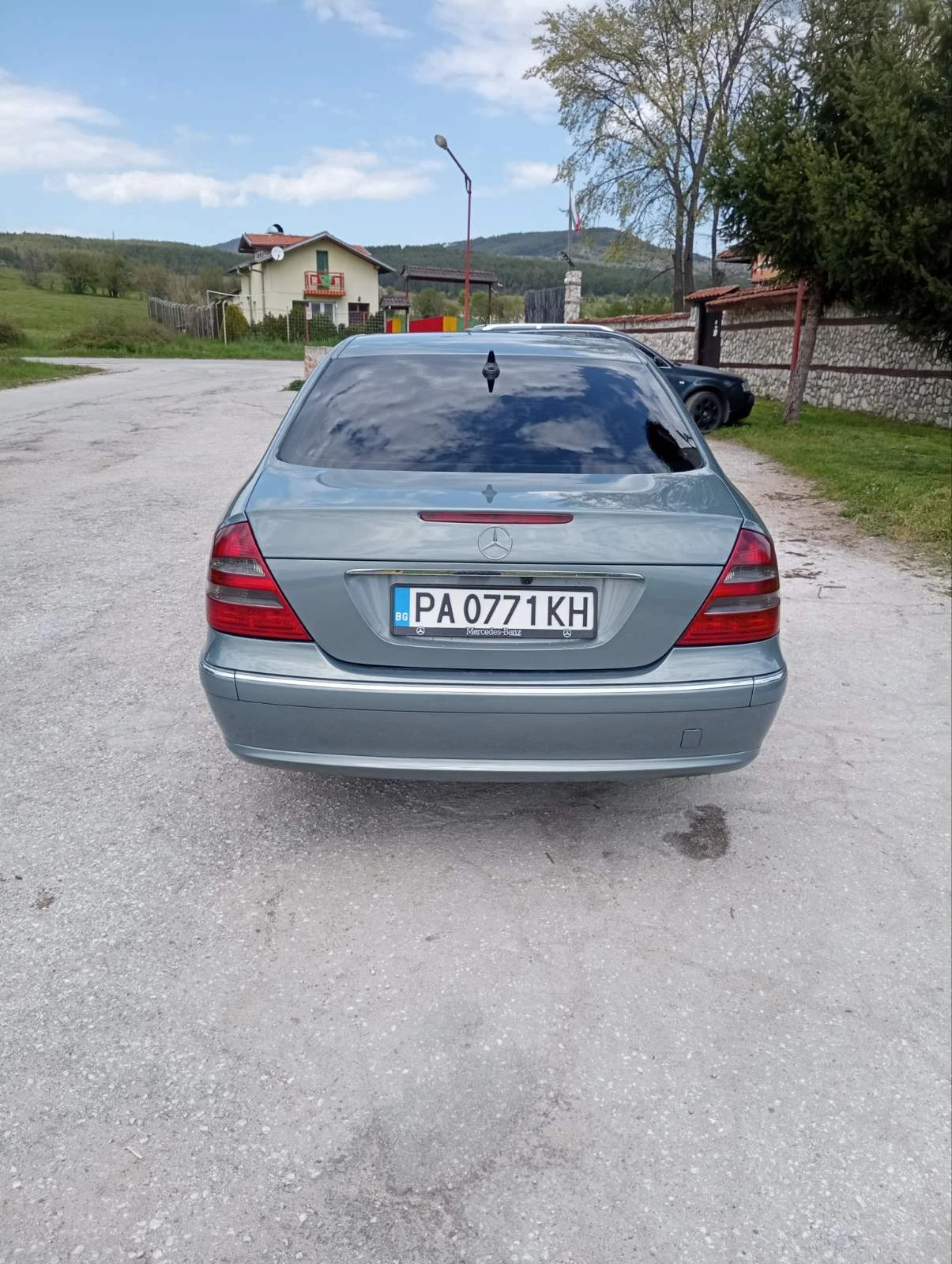 Mercedes-Benz E 280, снимка 5 - Автомобили и джипове - 55934339