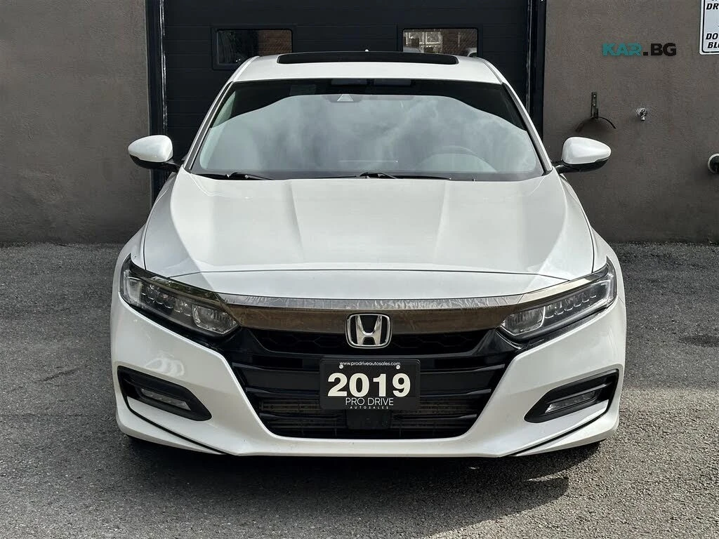 Honda Accord 1.5 Sport FWD, снимка 2 - Автомобили и джипове - 56075957