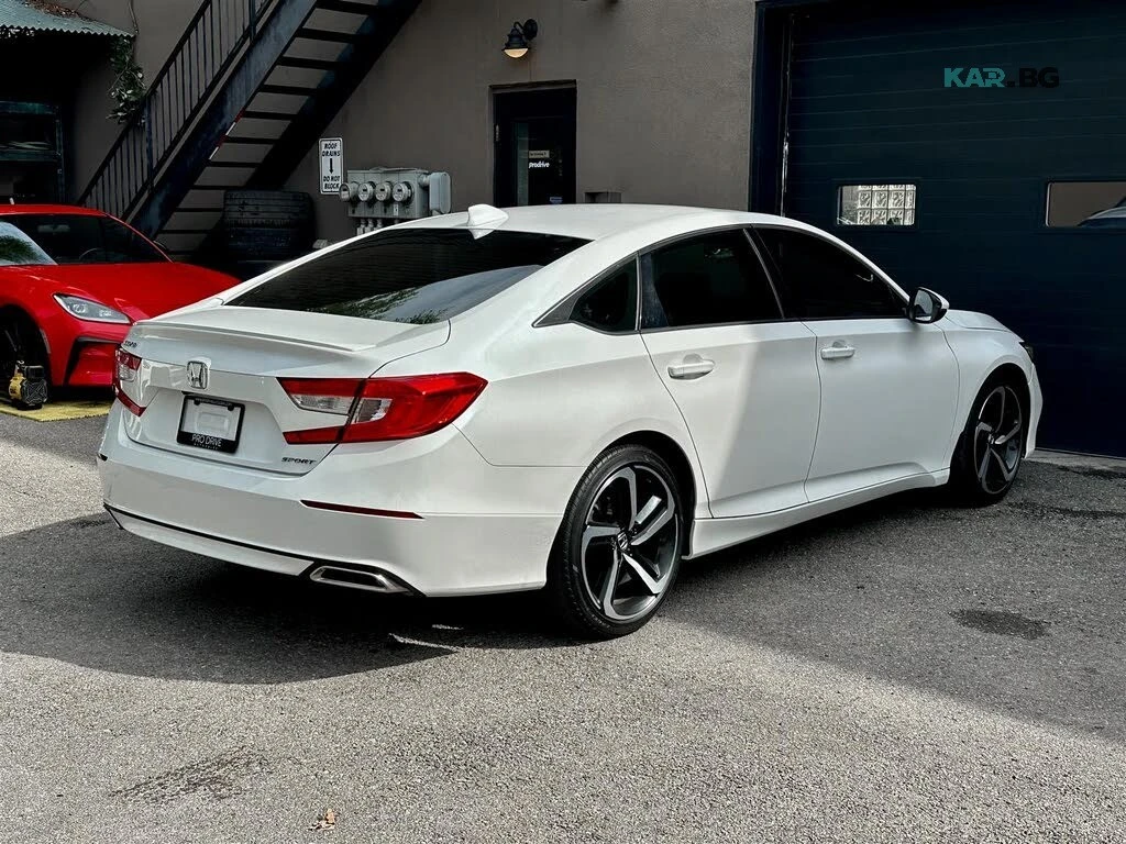 Honda Accord 1.5 Sport FWD, снимка 5 - Автомобили и джипове - 56075957