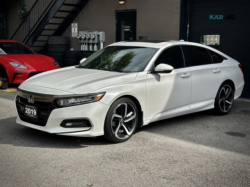 Honda Accord 1.5 Sport FWD, снимка 3 - Автомобили и джипове - 56075957