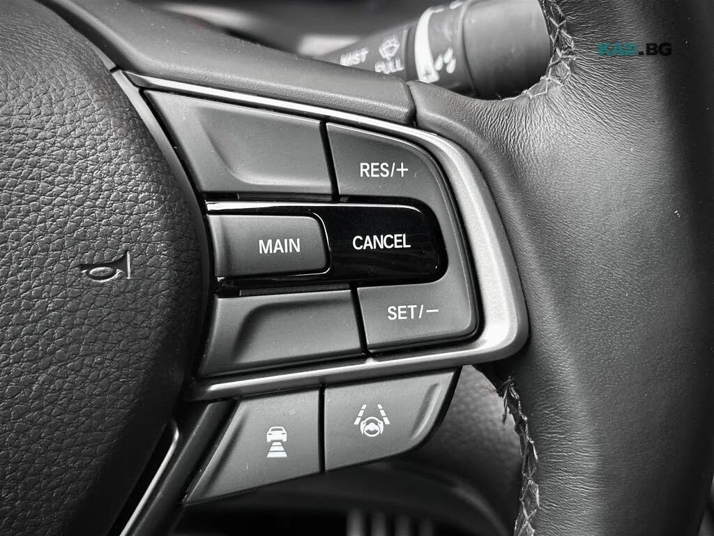 Honda Accord 1.5 Sport FWD, снимка 13 - Автомобили и джипове - 56075957