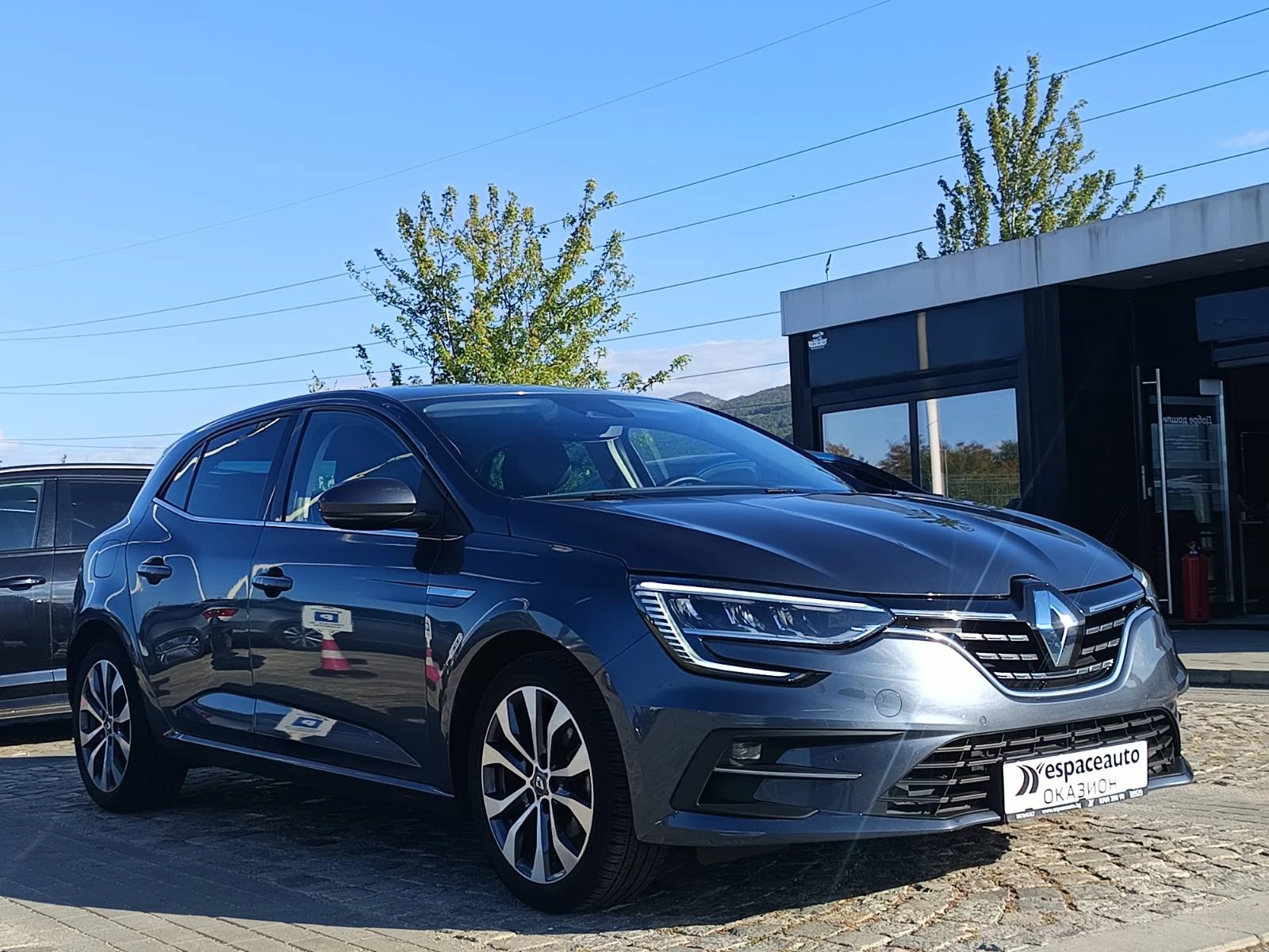 Renault Megane 1.3Tce/ 140к.с., снимка 3 - Автомобили и джипове - 56296959