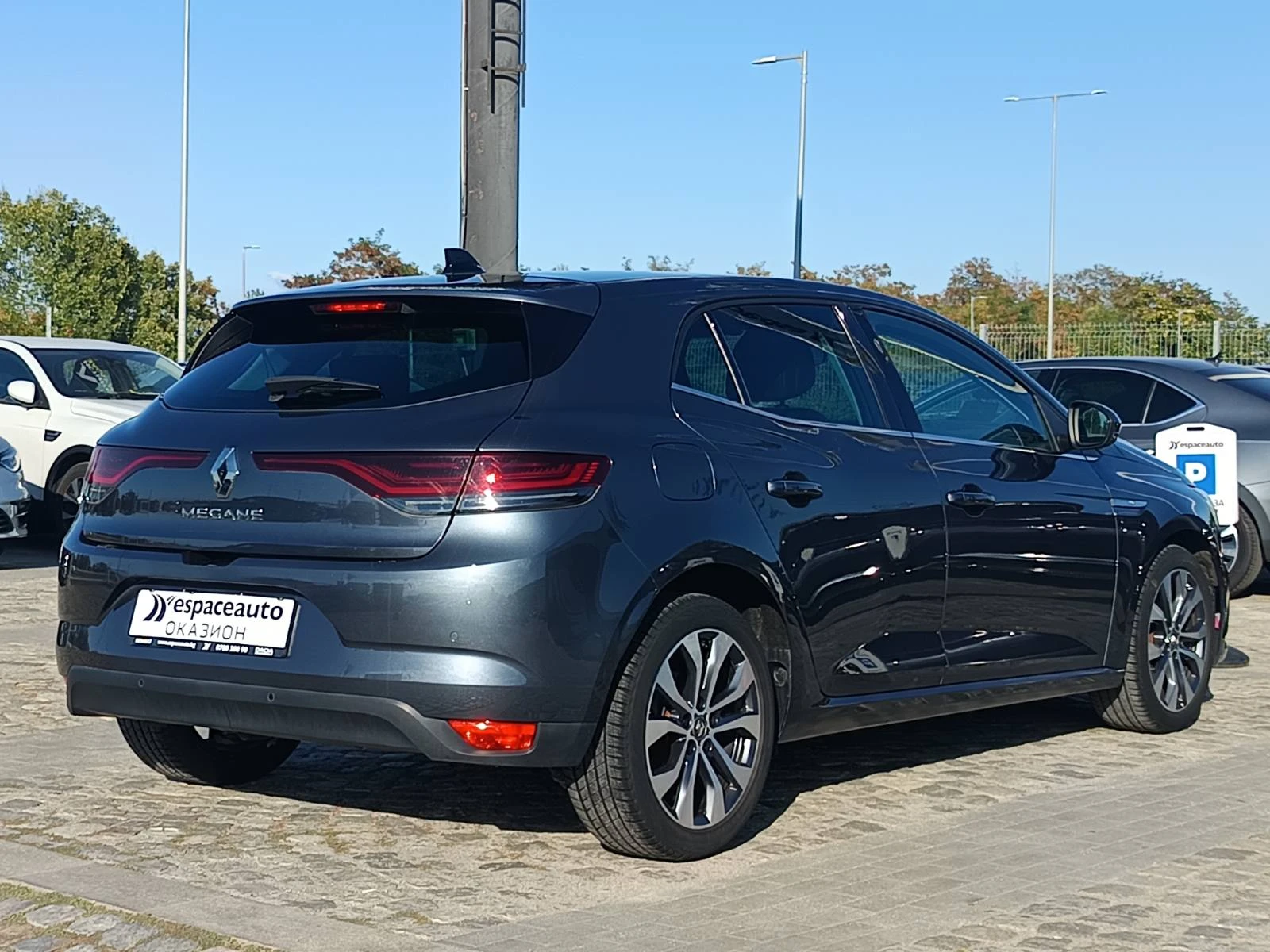 Renault Megane 1.3Tce/ 140к.с., снимка 4 - Автомобили и джипове - 56296959