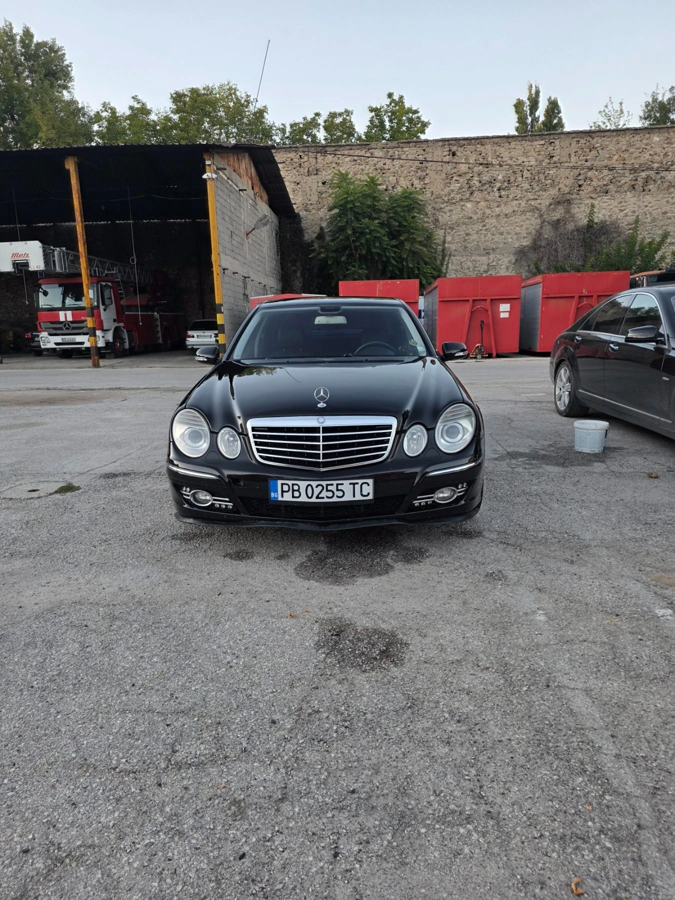 Mercedes-Benz E 320, снимка 2 - Автомобили и джипове - 56349596